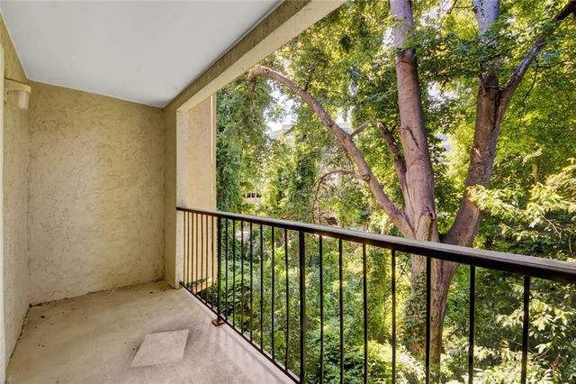 3655 Habersham Road NE B141, Atlanta, GA 30305