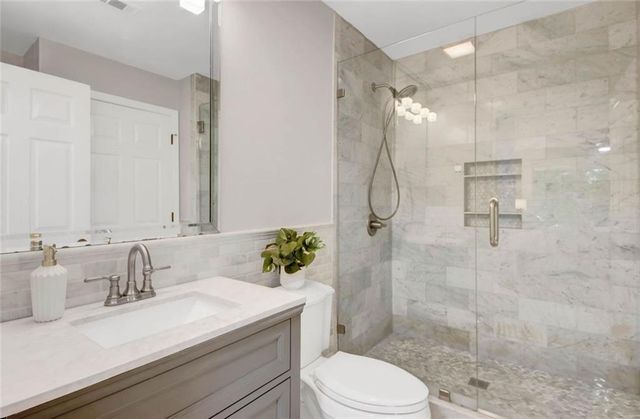 3655 Habersham Road NE B141, Atlanta, GA 30305