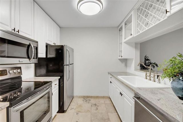 3655 Habersham Road NE B141, Atlanta, GA 30305