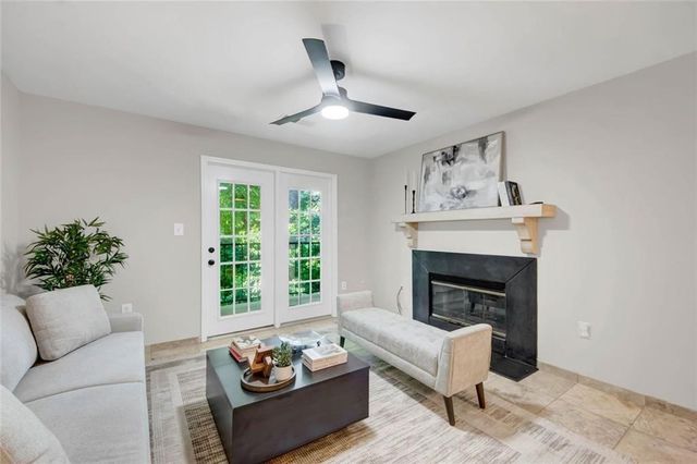 3655 Habersham Road NE B141, Atlanta, GA 30305
