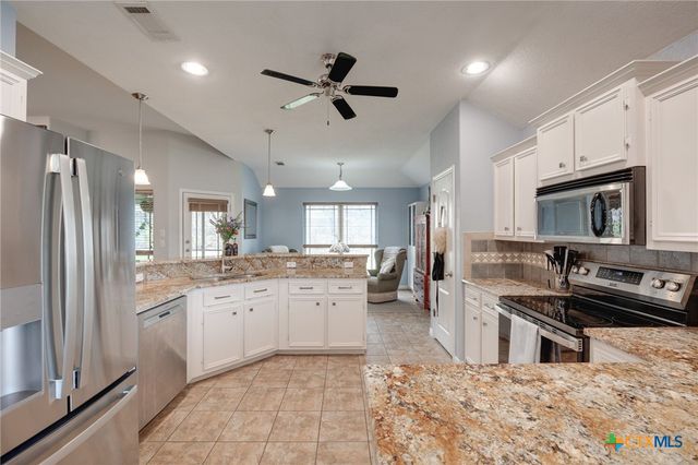 1905 Walker Place Boulevard, Copperas Cove, TX 76522