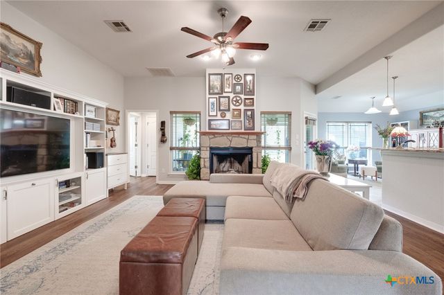 1905 Walker Place Boulevard, Copperas Cove, TX 76522