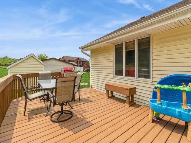 1506 W 17th Street S, Newton, IA 50208