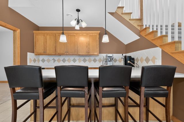 1889 86th Court E, Inver Grove Heights, MN 55077