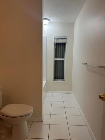 2465 SE Melaleuca Boulevard SE, Port St Lucie, FL 34952