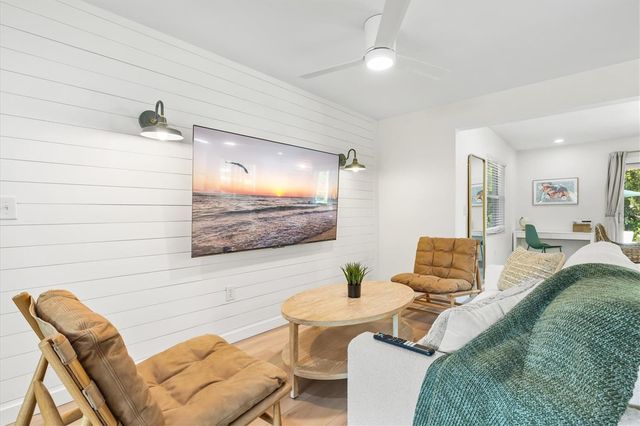 2641 HYDE PARK STREET, Sarasota, FL 34239