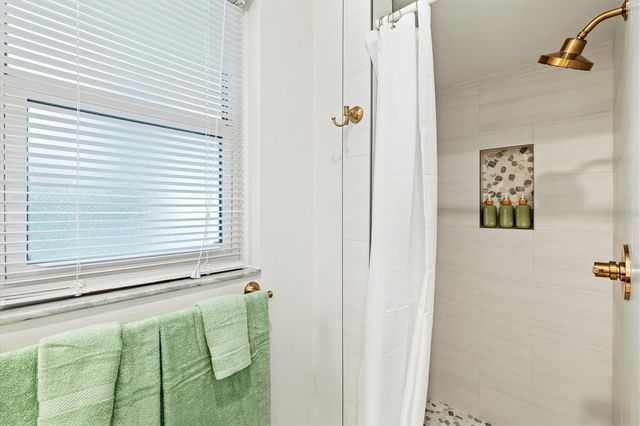 2641 HYDE PARK STREET, Sarasota, FL 34239