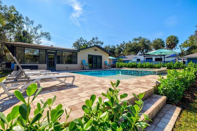 2641 HYDE PARK STREET, Sarasota, FL 34239