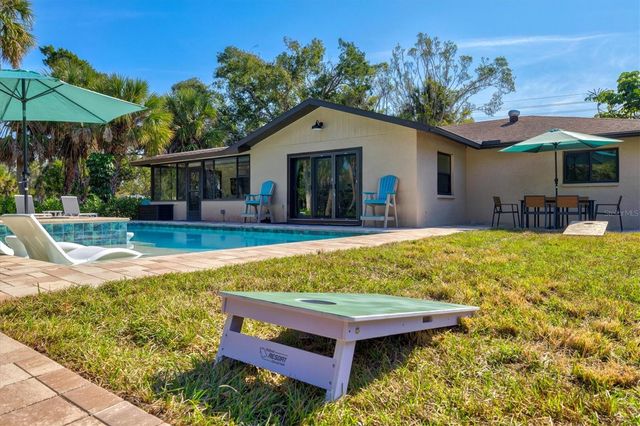 2641 HYDE PARK STREET, Sarasota, FL 34239