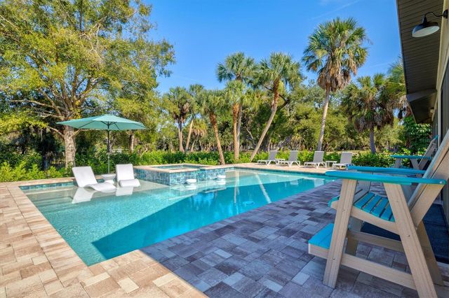 2641 HYDE PARK STREET, Sarasota, FL 34239