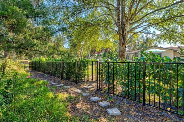 2641 HYDE PARK STREET, Sarasota, FL 34239