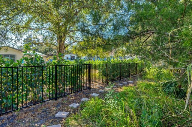 2641 HYDE PARK STREET, Sarasota, FL 34239