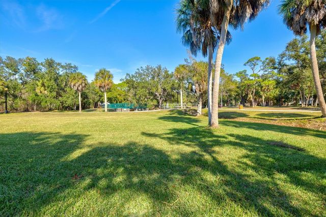2641 HYDE PARK STREET, Sarasota, FL 34239