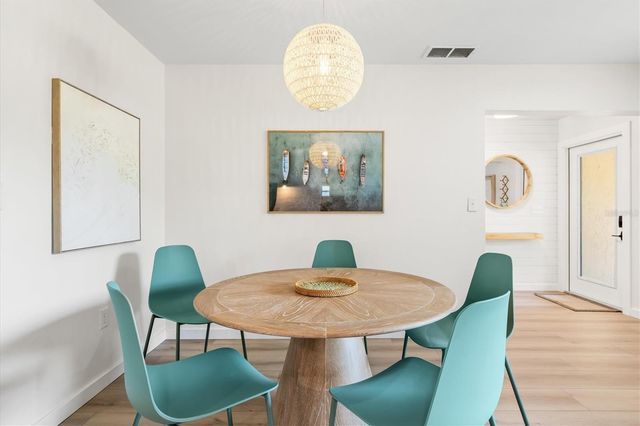 2641 HYDE PARK STREET, Sarasota, FL 34239