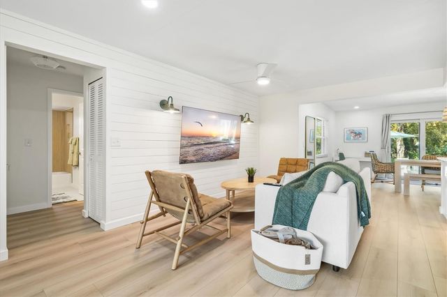 2641 HYDE PARK STREET, Sarasota, FL 34239