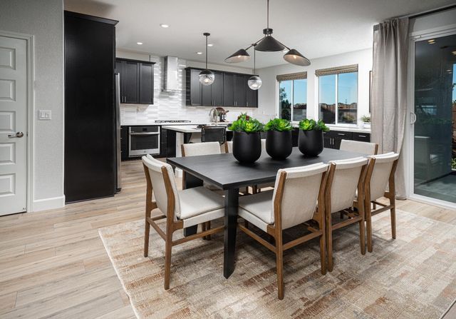 9073 Himalaya Way, Roseville, CA 95747