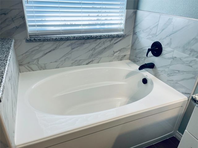 548 Kerry Street, Crowley, TX 76036