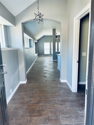 548 Kerry Street, Crowley, TX 76036