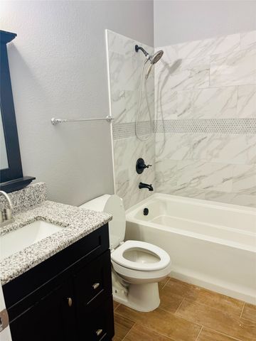 548 Kerry Street, Crowley, TX 76036