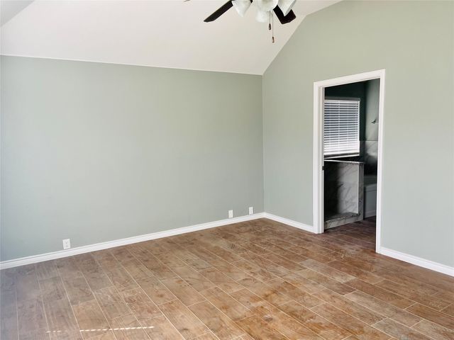 548 Kerry Street, Crowley, TX 76036