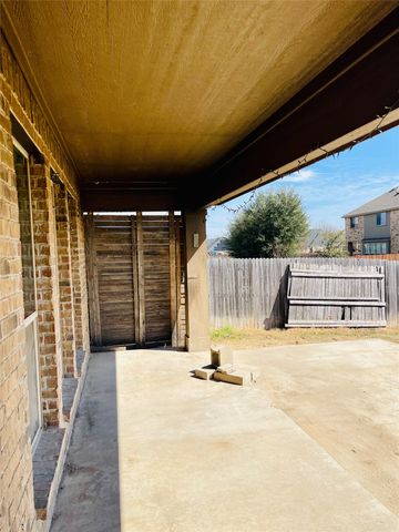 548 Kerry Street, Crowley, TX 76036