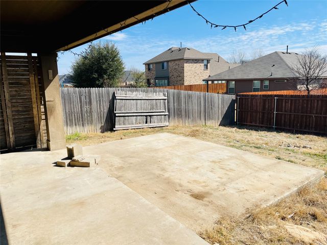 548 Kerry Street, Crowley, TX 76036