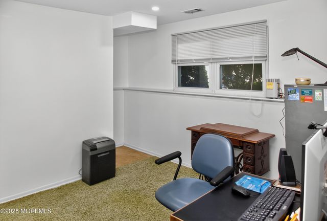 20 Galway Drive, Hazlet, NJ 07730