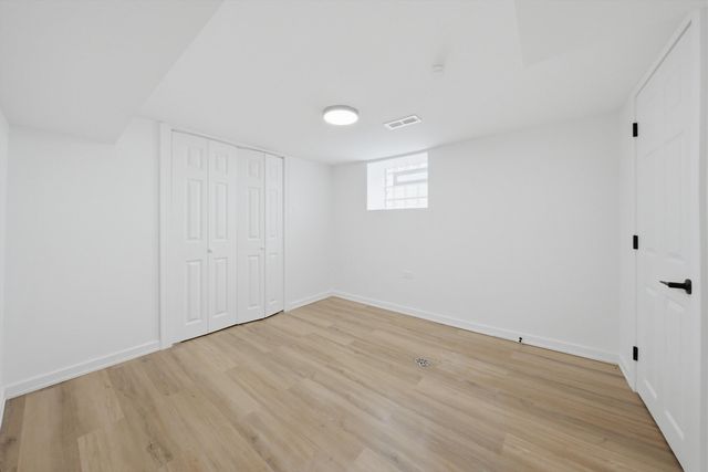 9925 S Beverly Avenue, Chicago, IL 60643