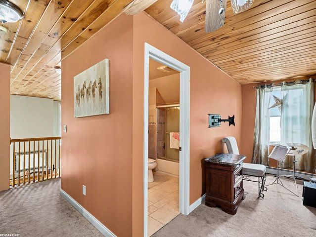 221 Frasier Boulevard, Harsens Island, MI 48028