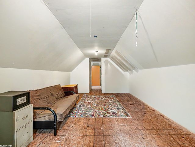 221 Frasier Boulevard, Harsens Island, MI 48028