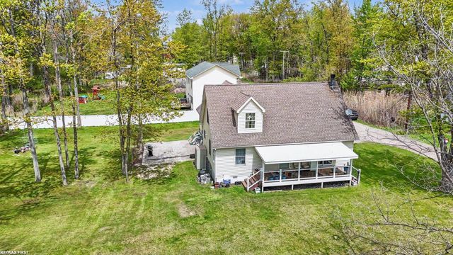 221 Frasier Boulevard, Harsens Island, MI 48028