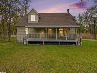 221 Frasier Boulevard, Harsens Island, MI 48028