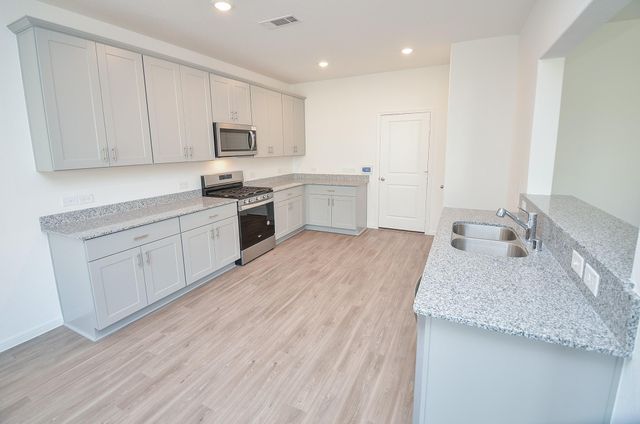 1004 Laguna Cove Drive, Katy, TX 77493