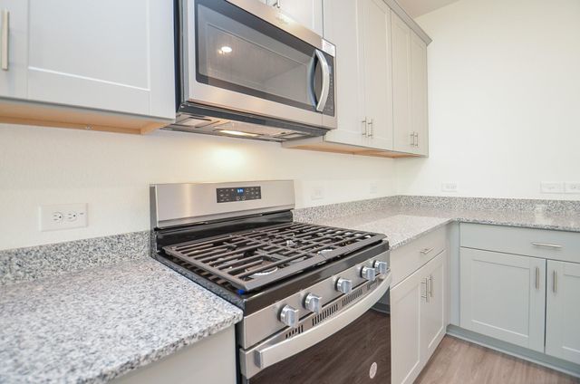 1004 Laguna Cove Drive, Katy, TX 77493