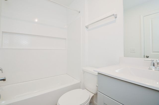 1004 Laguna Cove Drive, Katy, TX 77493