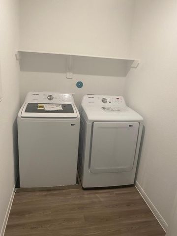 1004 Laguna Cove Drive, Katy, TX 77493