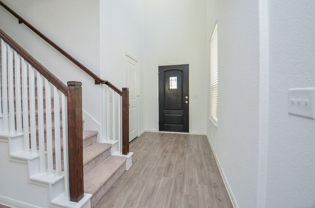 1004 Laguna Cove Drive, Katy, TX 77493