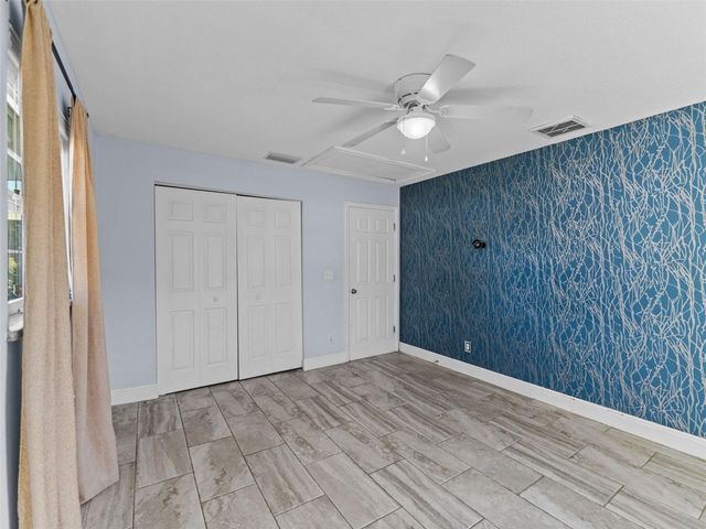 2924 W DEWEY STREET, Tampa, FL 33607