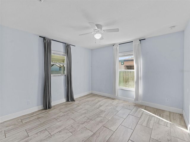 2924 W DEWEY STREET, Tampa, FL 33607