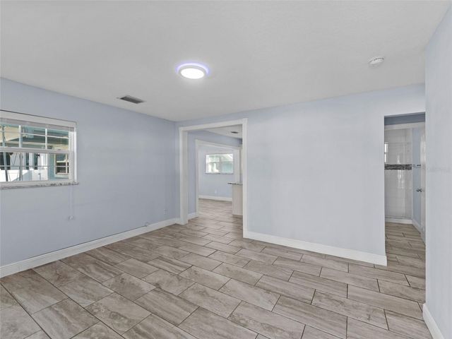 2924 W DEWEY STREET, Tampa, FL 33607