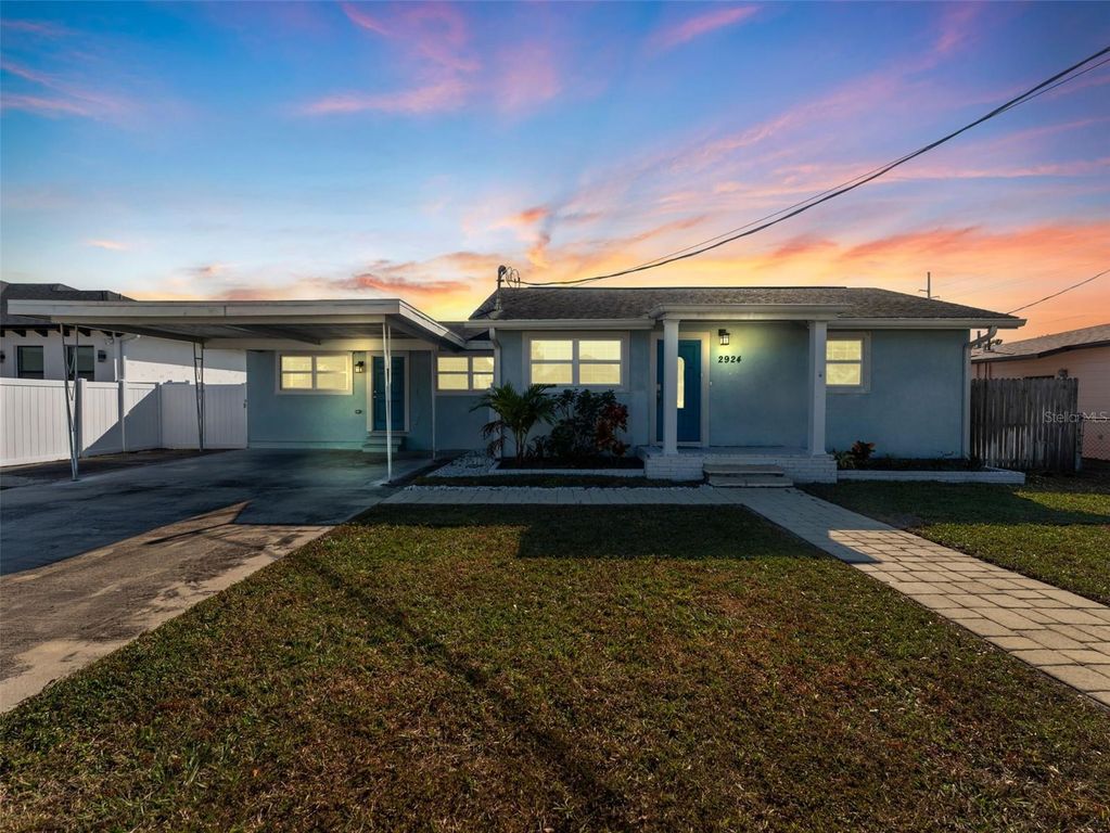 2924 W DEWEY STREET, Tampa, FL 33607