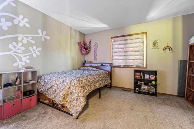 N1947 Forest Ridge DRIVE, La Crosse, WI 54601