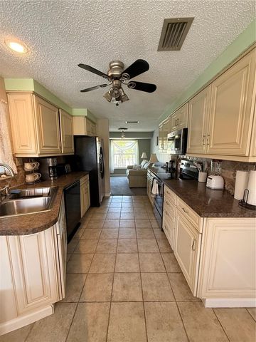 318 VENICE EAST BOULEVARD, Venice, FL 34293