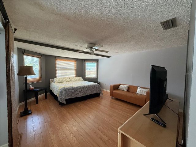318 VENICE EAST BOULEVARD, Venice, FL 34293