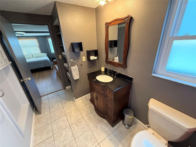318 VENICE EAST BOULEVARD, Venice, FL 34293