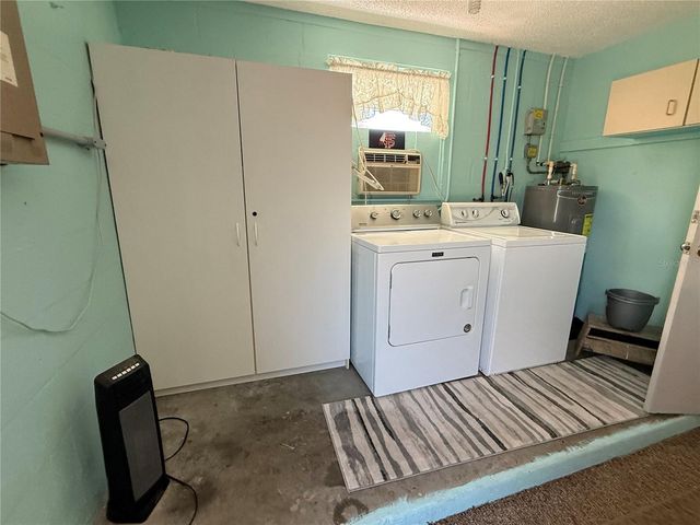318 VENICE EAST BOULEVARD, Venice, FL 34293