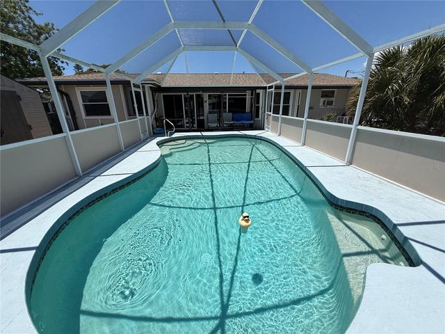 318 VENICE EAST BOULEVARD, Venice, FL 34293
