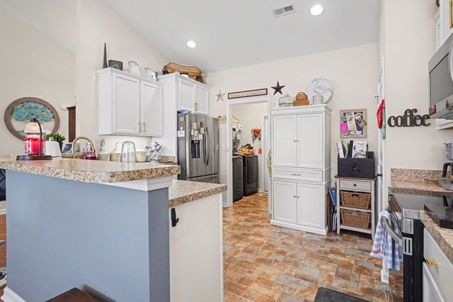 206 Oak Landing Dr., Conway, SC 29527