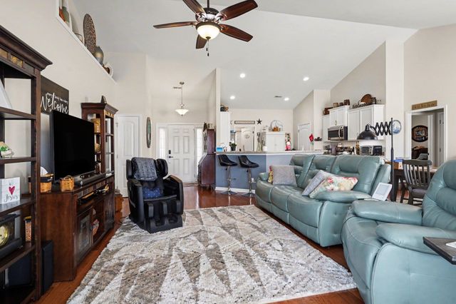 206 Oak Landing Dr., Conway, SC 29527