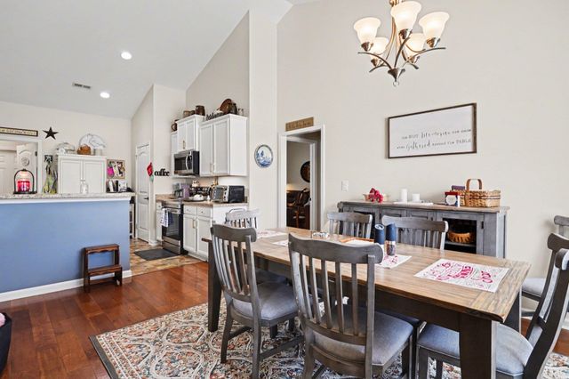 206 Oak Landing Dr., Conway, SC 29527